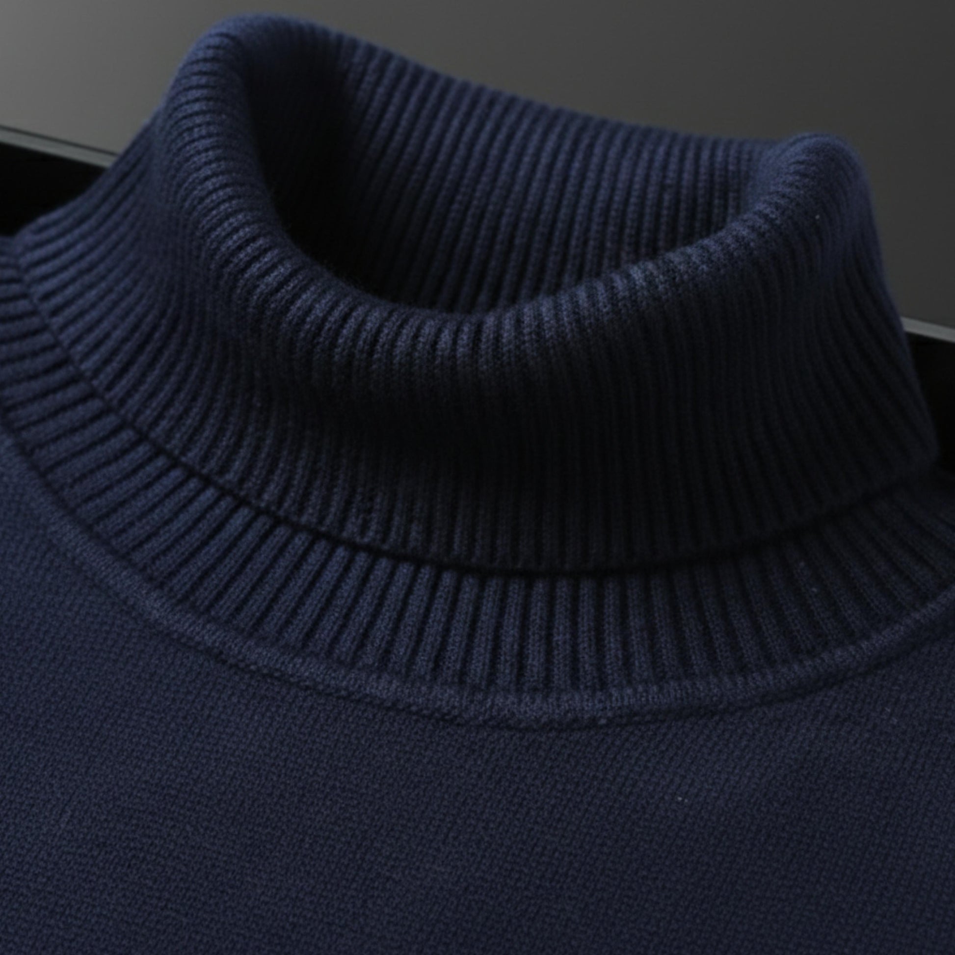 Men’s Turtleneck Sweater Long Sleeve Knit Pullover-Gilviro